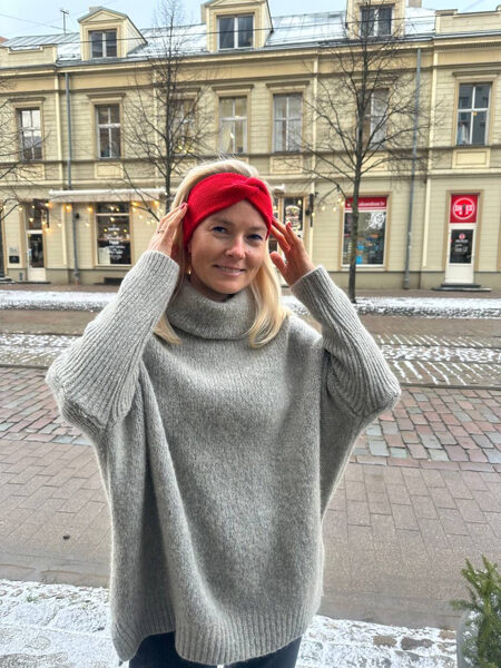 Ausainīte ar vilnu un kašmiru, sarkana