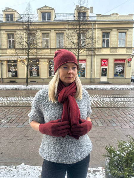 Cepure, šalle, cimdi ar vilnu un kašmiru, bordo